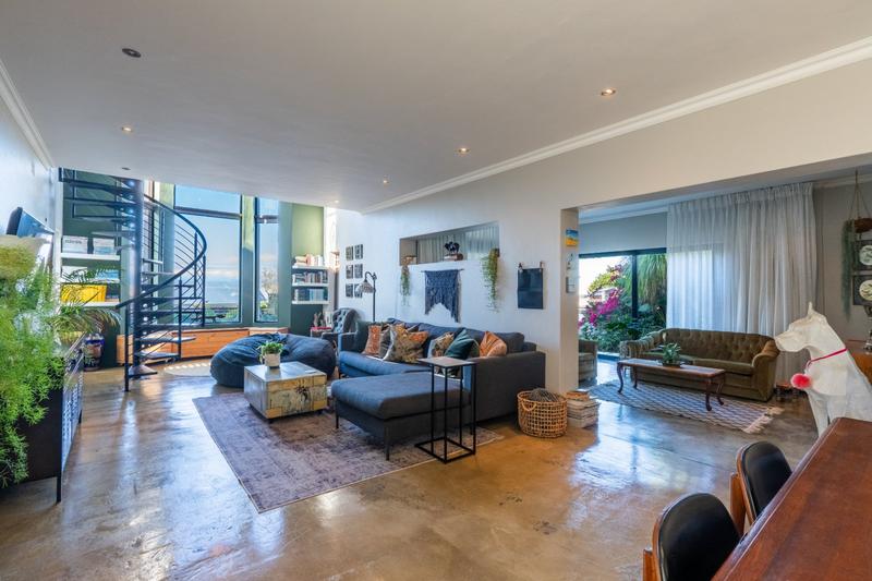 4 Bedroom Property for Sale in Linkside Western Cape